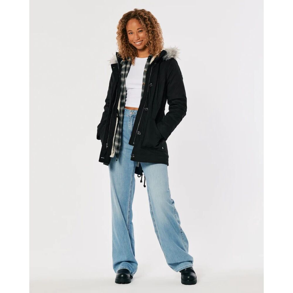 Hollister Women’s Black Faux Fur Hooded Sherpa Lined Parka Small NWOT